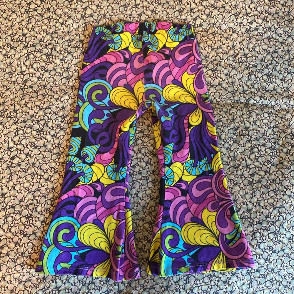 Toddler Girls Hippie Outfit - Picture 5 of 6